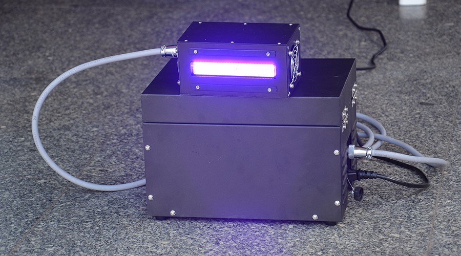 手提式LEDUV機365nm.jpg 手提式LEDUV機365nm.jpg