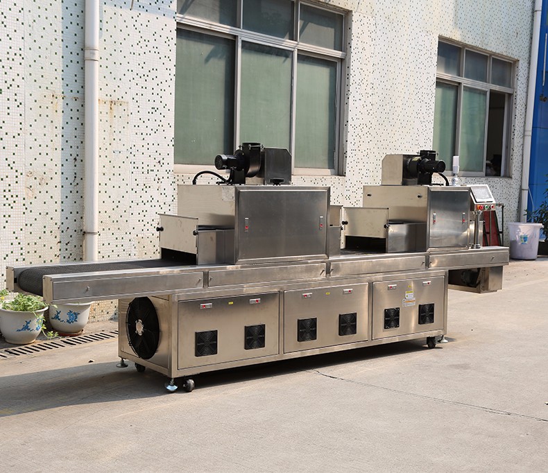 醫用口罩uv點膠粘貼LED uv固光固化設備.jpg 醫用口罩uv點膠粘貼LED uv固光固化設備.jpg